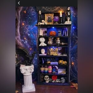 Halloween Themed Miniature Shelf Decor